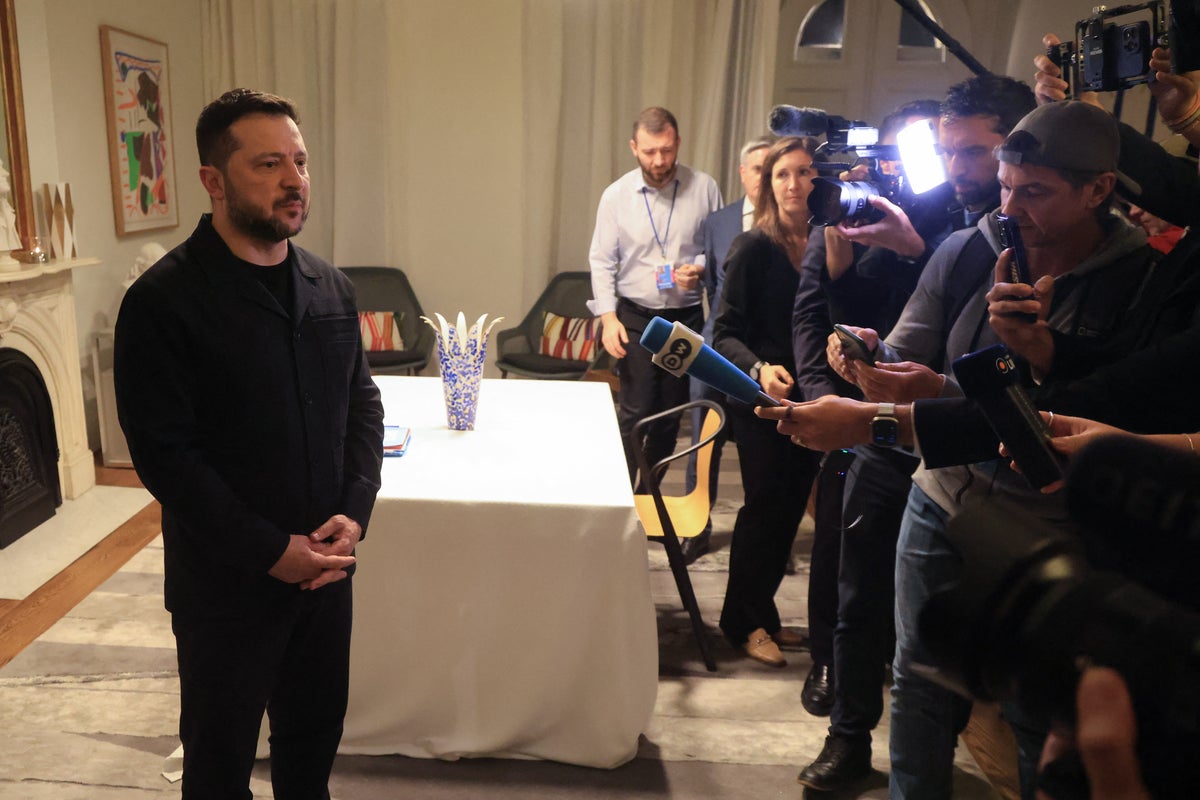 Ukraine-Russia war latest: Zelensky arrives in New York after Trump says Putin has ‘lost control of oil’