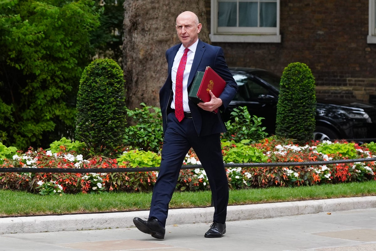 Government borrowing hits second-highest August on record in setback for Healey