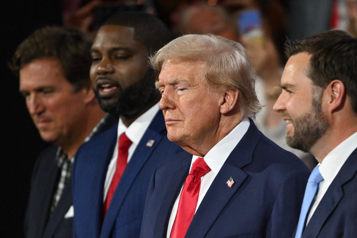 Trump-endorsed Byron Donalds wipes all references to the president from his campaign website