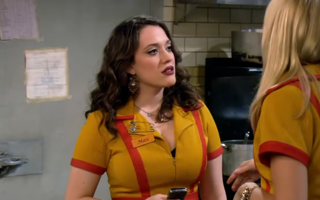Kat Dennings shut down a 2 Broke Girls bra scene cut with five words