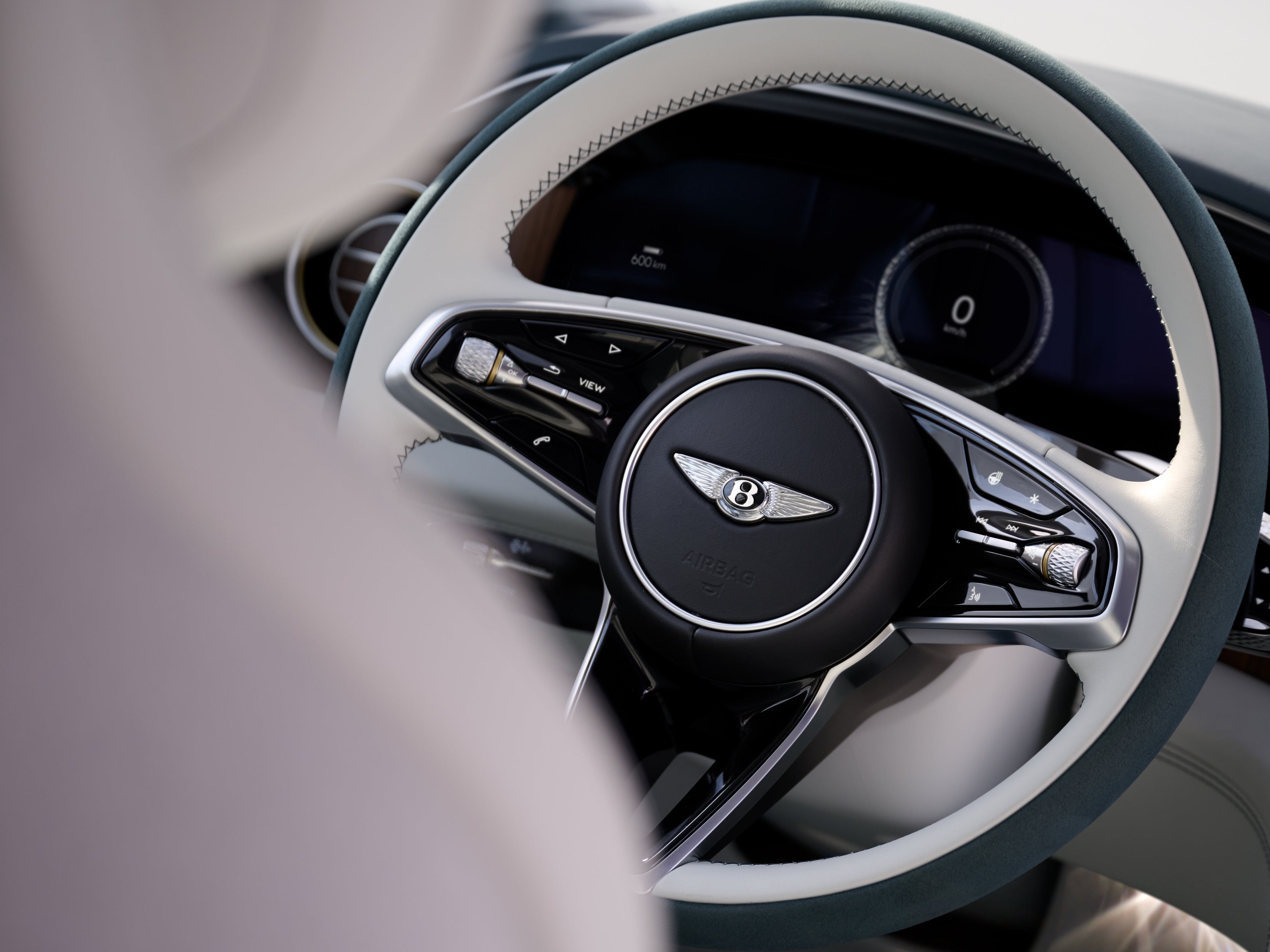 The Torcal features a sound that's played by real musicians and mimics Bentley's V8 engines (Bentley)