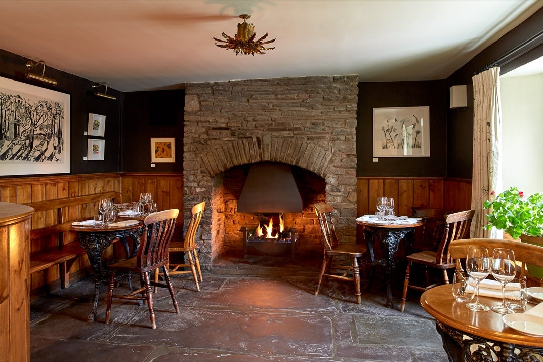 The Walnut Tree (The Walnut Tree)