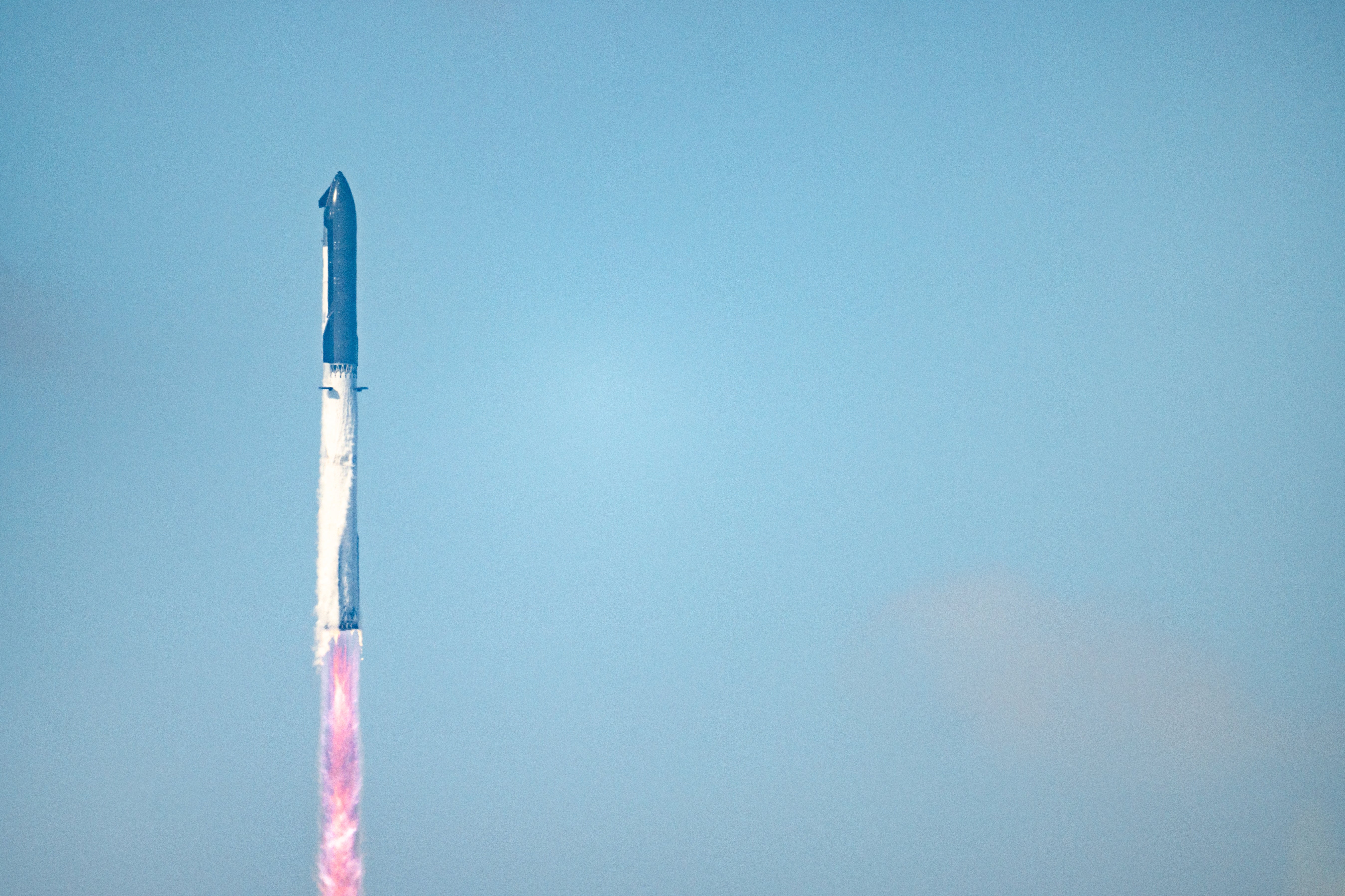 SpaceX's Starship V3 launches from Starbase on 22 May, 2026 in Boca Chica Beach, Texas (Getty)