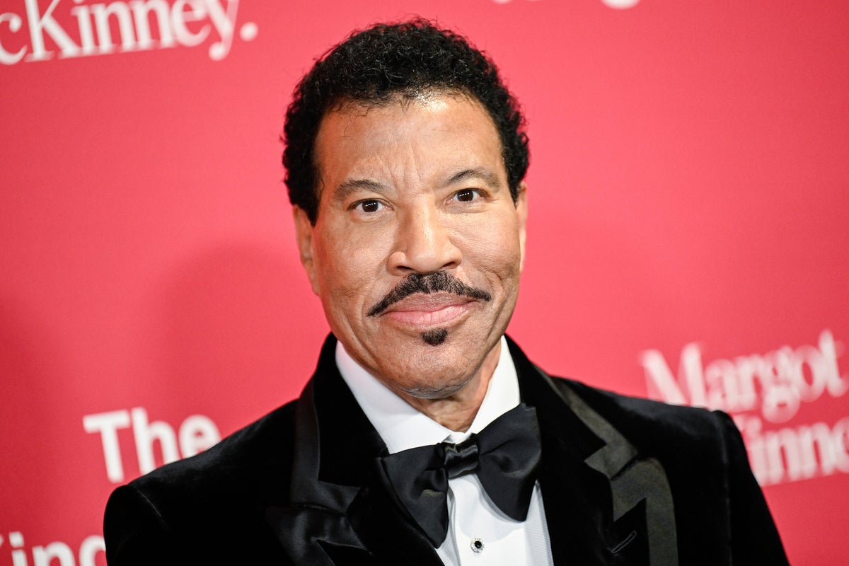 Lionel Richie is taking a break from performing following a heart procedure