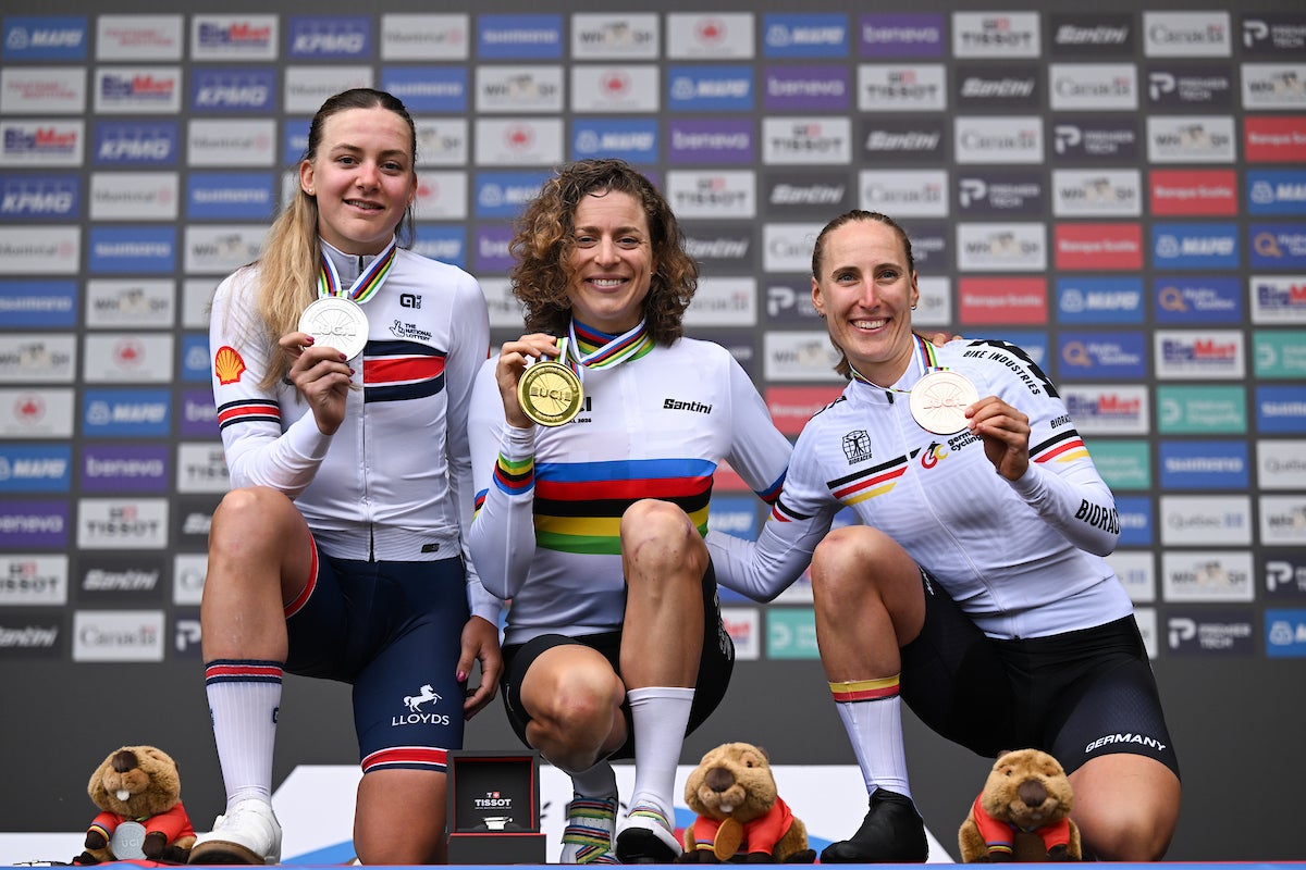 Zoe Backstedt (left) won silver for GB in the elite time trial and Aalia Clay bronze in the junior TT