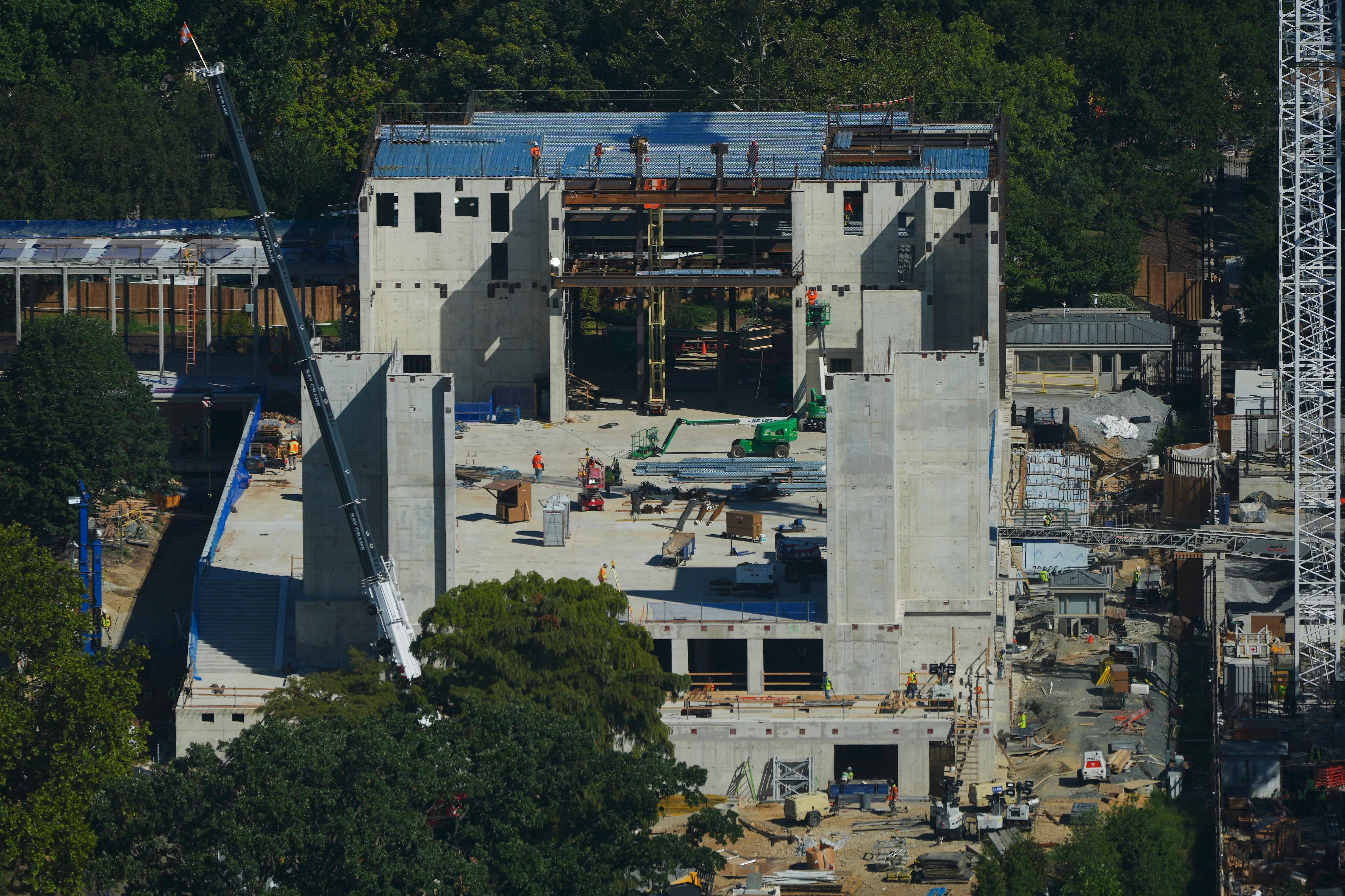 Work continues on the construction of the ballroom at the White House on Tuesday, Sept. 15, 2026, in Washington