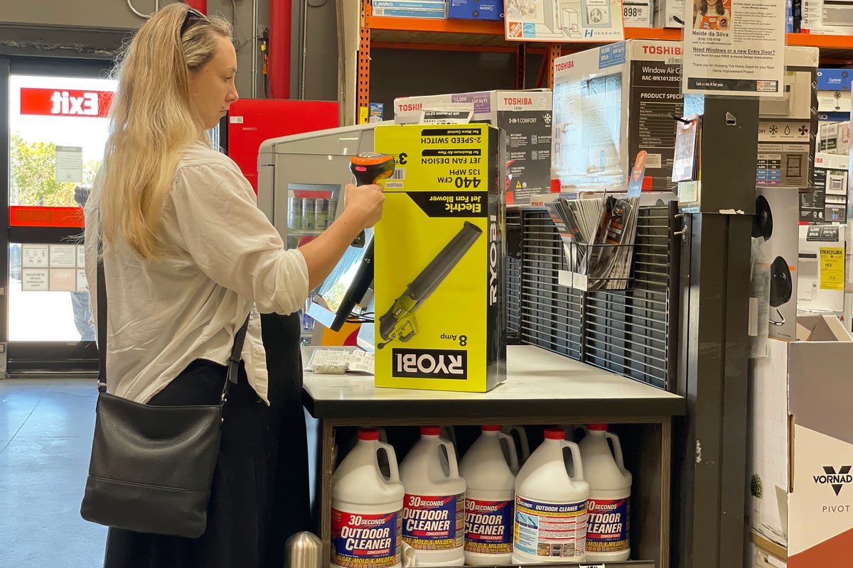 Stores are reversing course on self-checkout. The internet reveals clues as to why