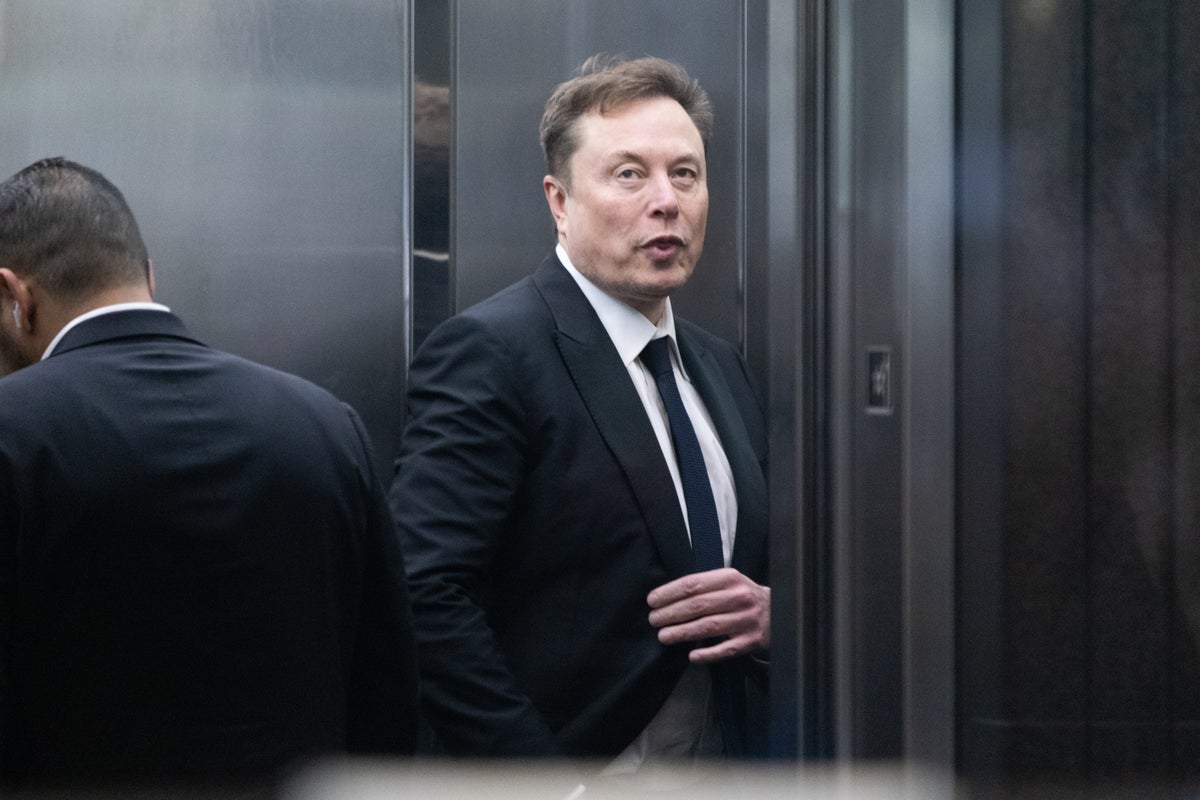 Elon Musk suggested as investor for Warner-Paramount merger that would put him in group running CNN and CBS News