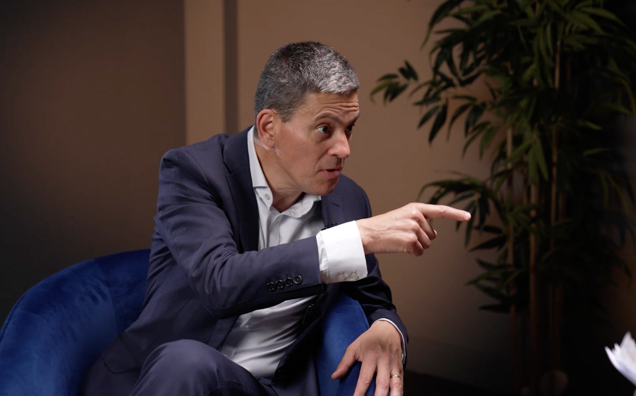 Miliband praises his former colleague Andy Burnham