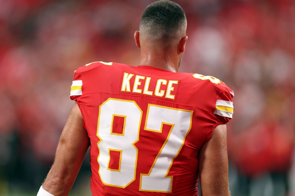 Travis Kelce’s investment group pushes Six Flags to put theme park operator up for sale