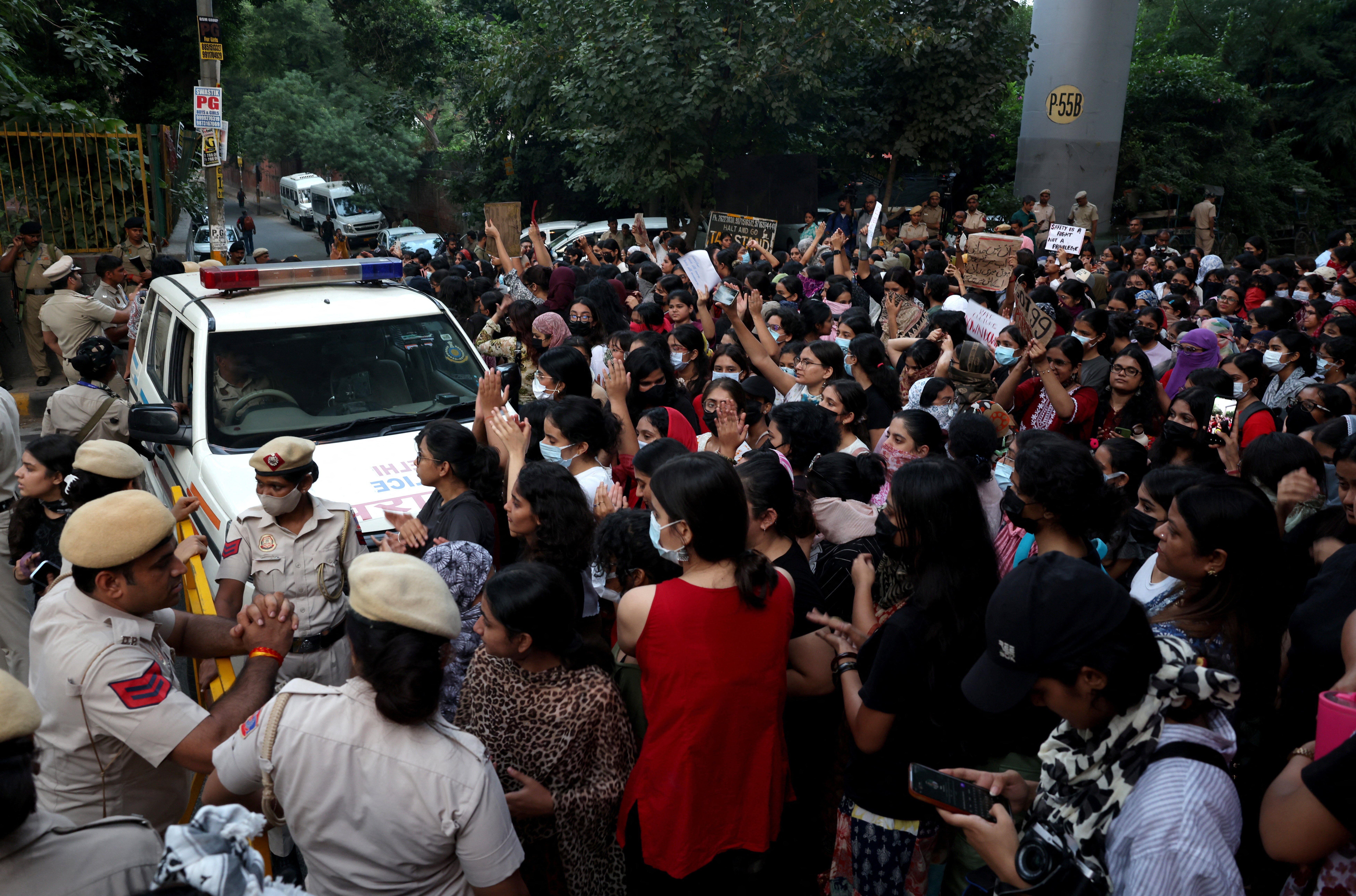 Solidarity march demanding police action and better safety for women following the alleged gang rape of a girl, in New Delhi (Reuters)
