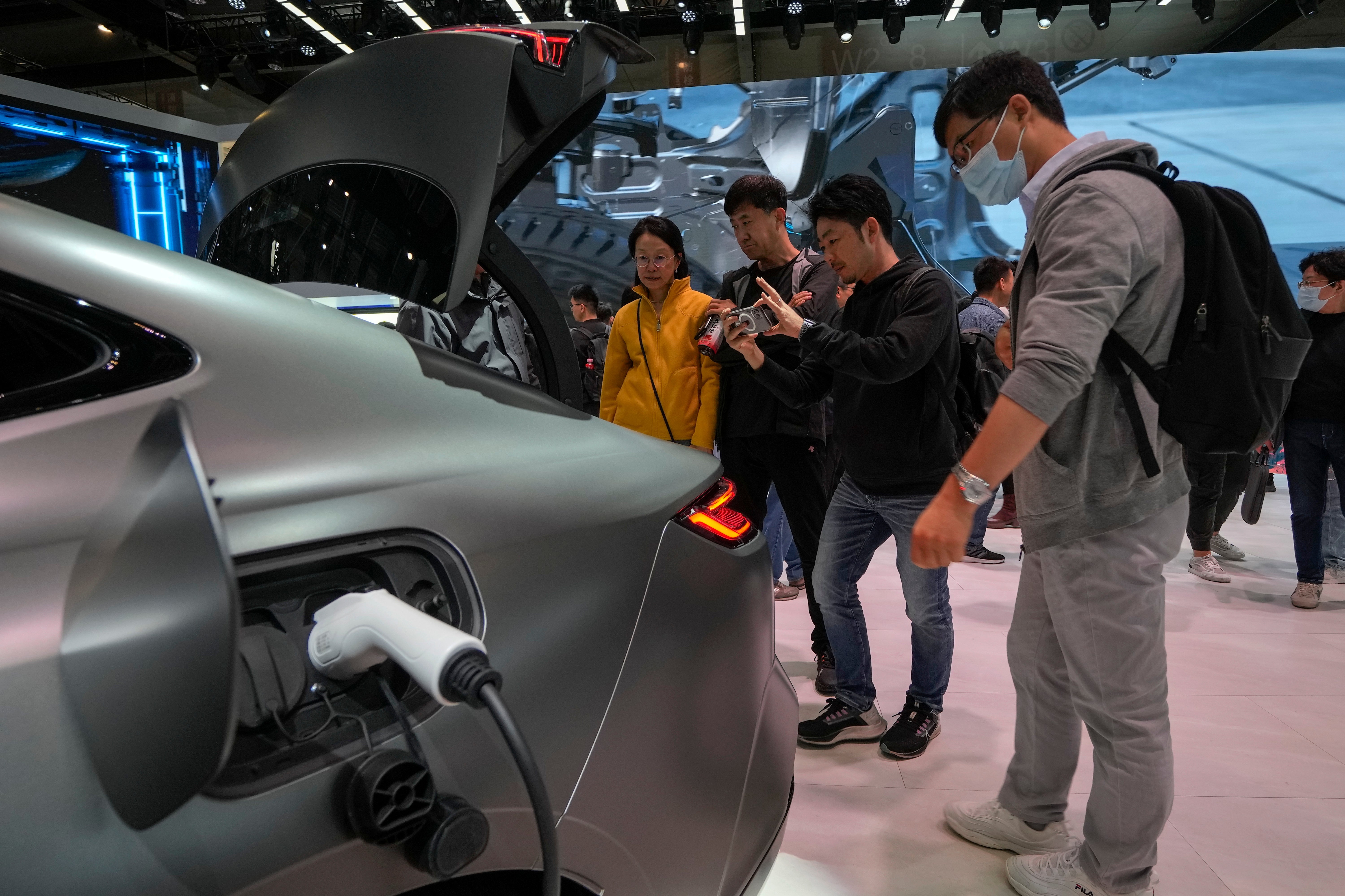 independent.co.uk - Chan Ho-Him - Chinese auto companies race ahead on EV technology, achieving 5-minute ultrafast charging