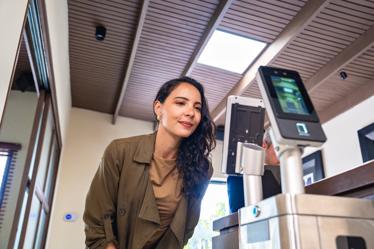Major banking app trials pay-by-face to speed customers through checkouts