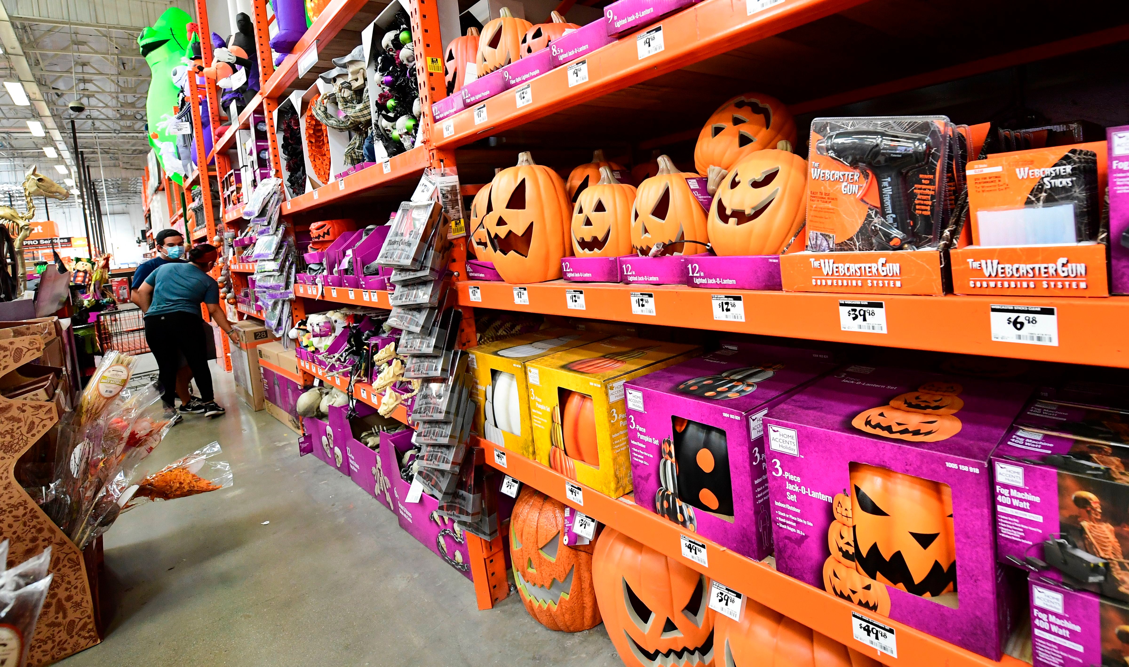 Budget concerns and an early drop in autumn temperatures are prompting nearly half of Halloween shoppers to begin purchasing items in September or earlier, according to new data from the National Retail Federation