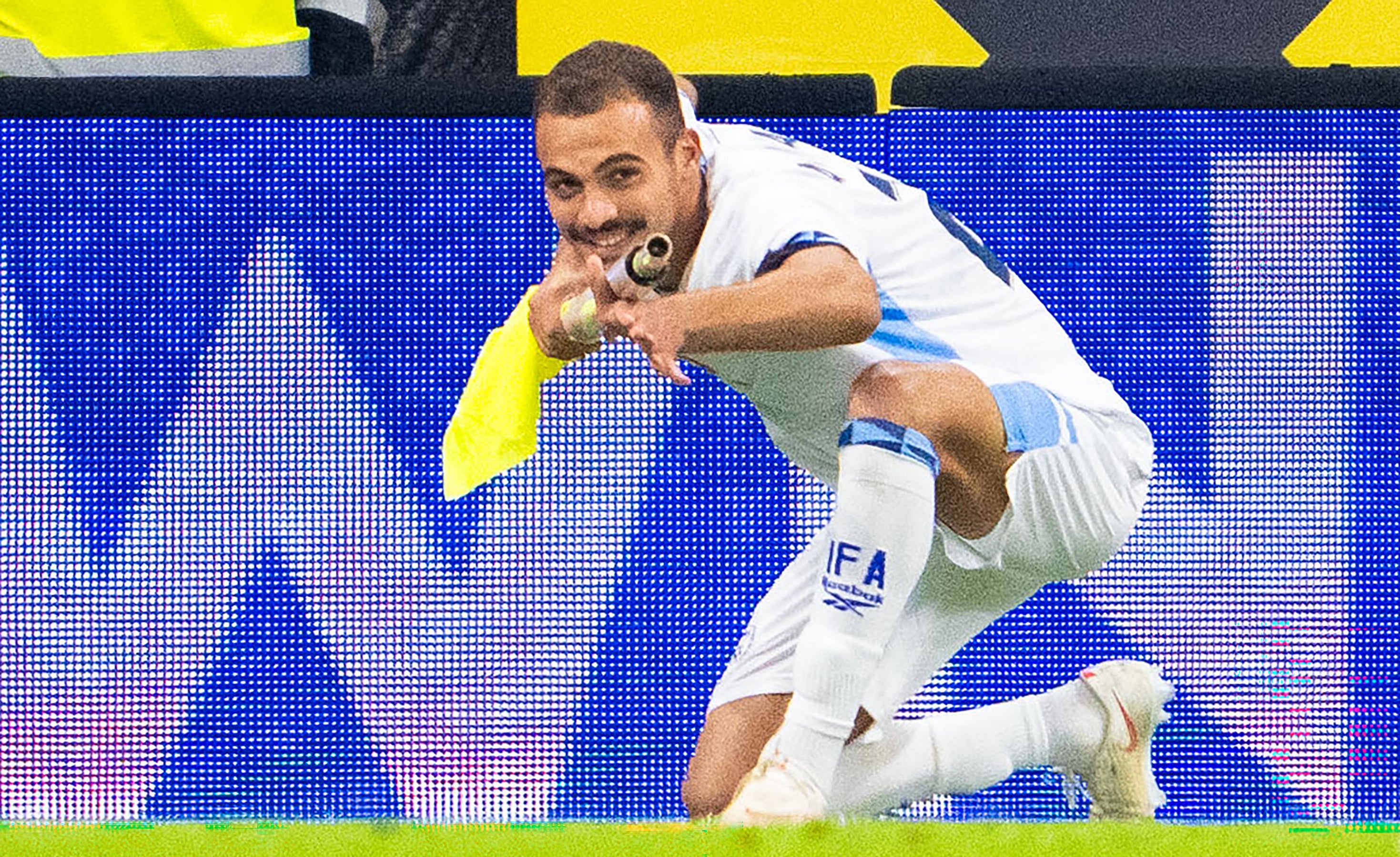 <p>Saied Abu Farchi celebrando su gol</p>