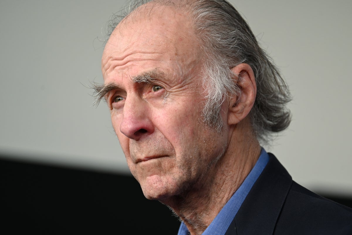 British adventurers rally around Sir Ranulph Fiennes after concerns raised over his care