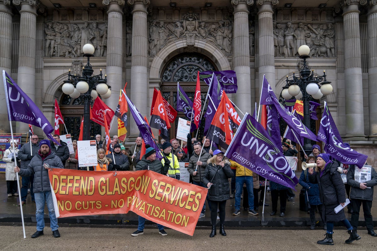 Glasgow council bosses ‘feel sick’ about firing and rehiring 23,000 workers