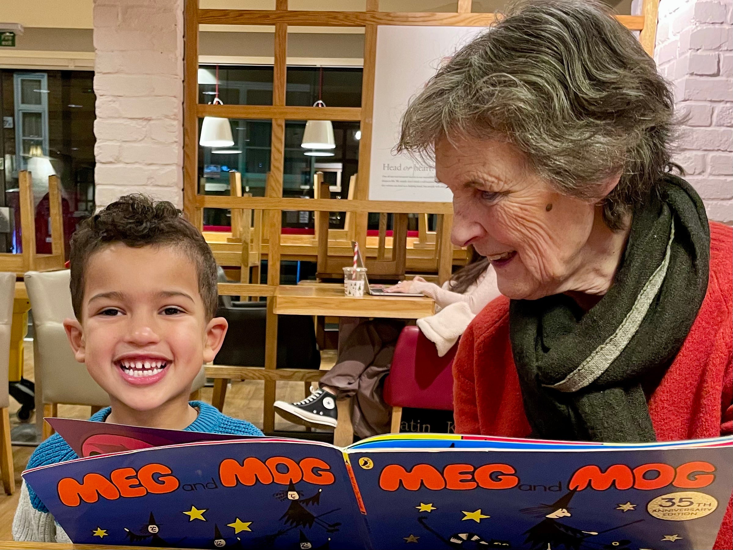 Neo reading with Auntie Beata, who Skye describes as like a grandmother (Skye von der Osten)