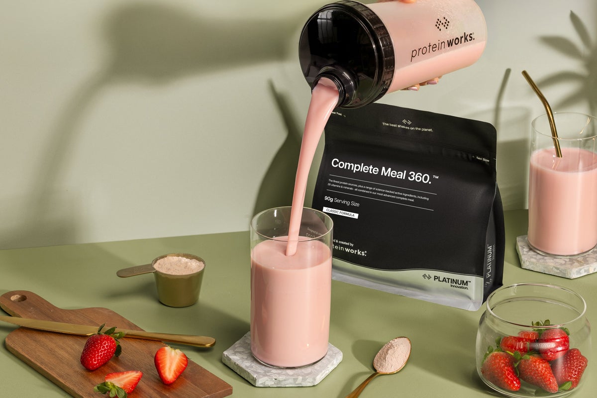 Nourish your day with Protein Works Complete Meal 360 - PLATINUM, the nutritionally complete meal shake 