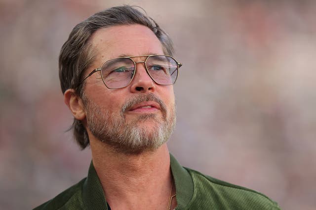 <p> A prueba de escándalos: Brad Pitt durante un evento de ‘El corazón de la bestia’ este mes </p>