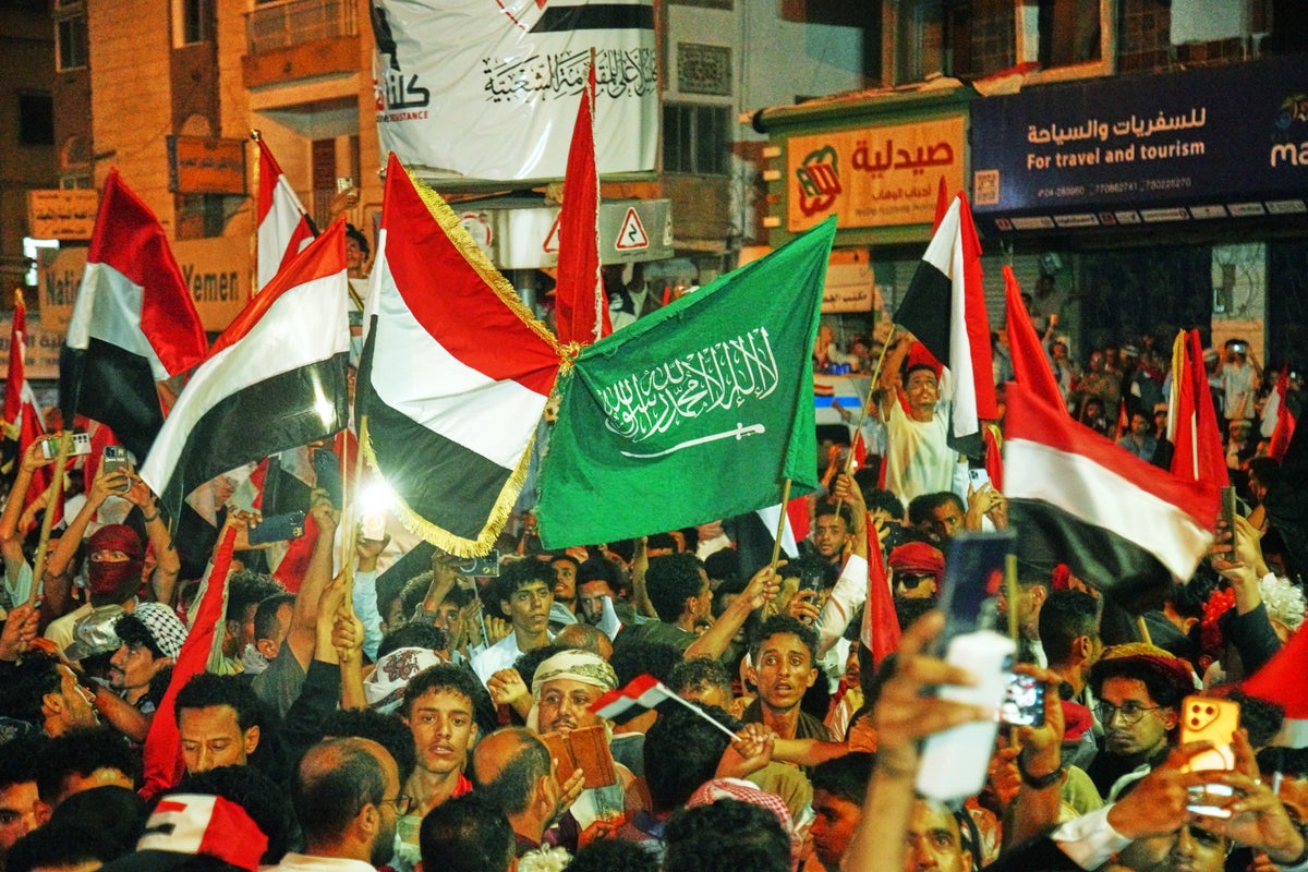 Saudi Arabia says it intercepts another Houthi-launched missile, and other Mideast developments
