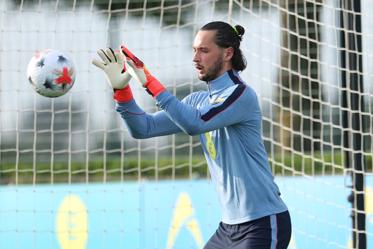 England vs Spain LIVE: Trafford starts and Alexander-Arnold on bench as Three Lions host world champions