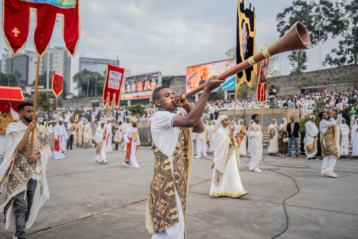 Ethiopians celebrate Meskel holiday with pomp, despite recent fighting in Tigray