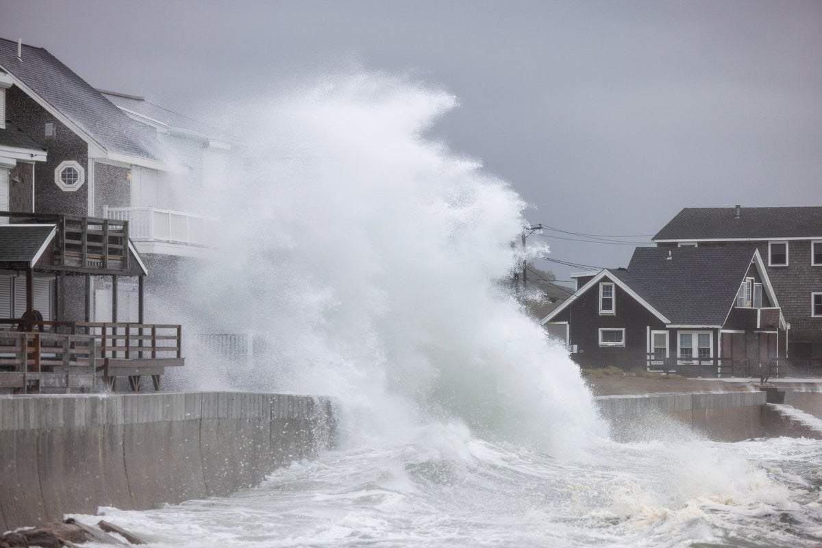 Nor'easter Continues to Flood East Coast, Threatening Millions