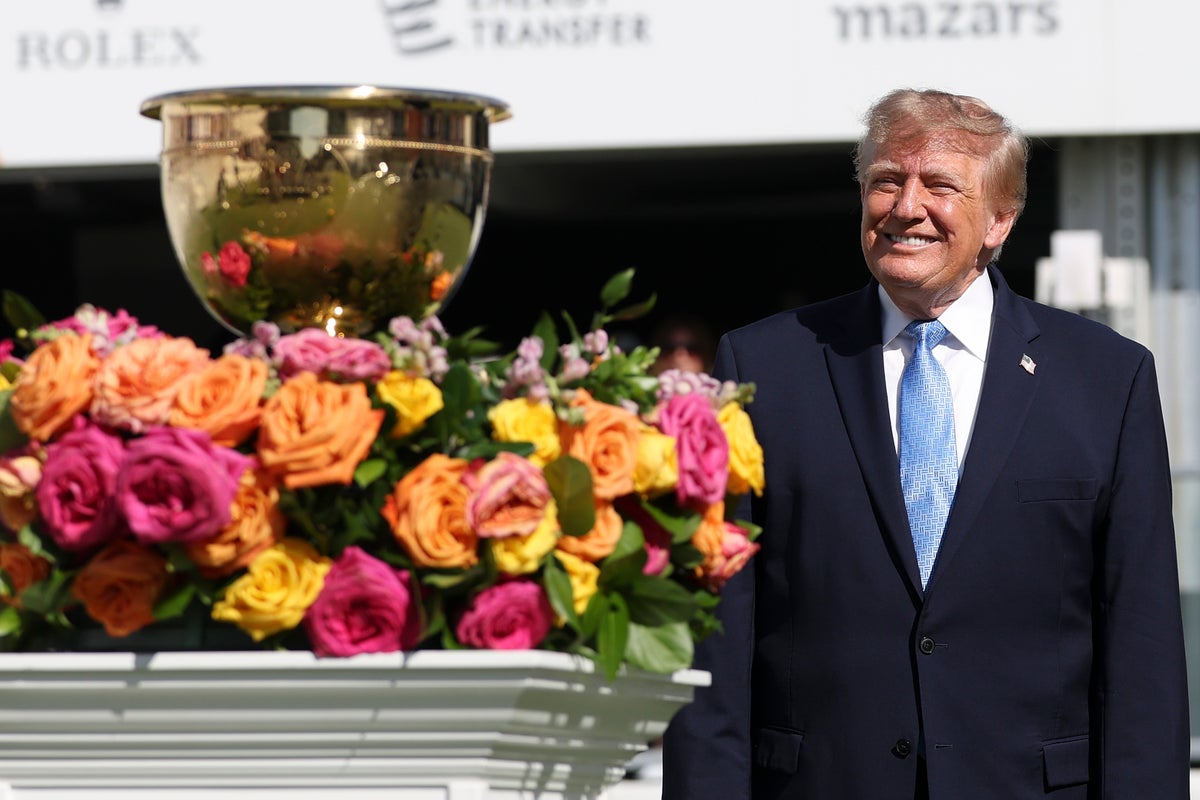 Trump rallies USA fans in bid to inspire comeback victory at Presidents Cup