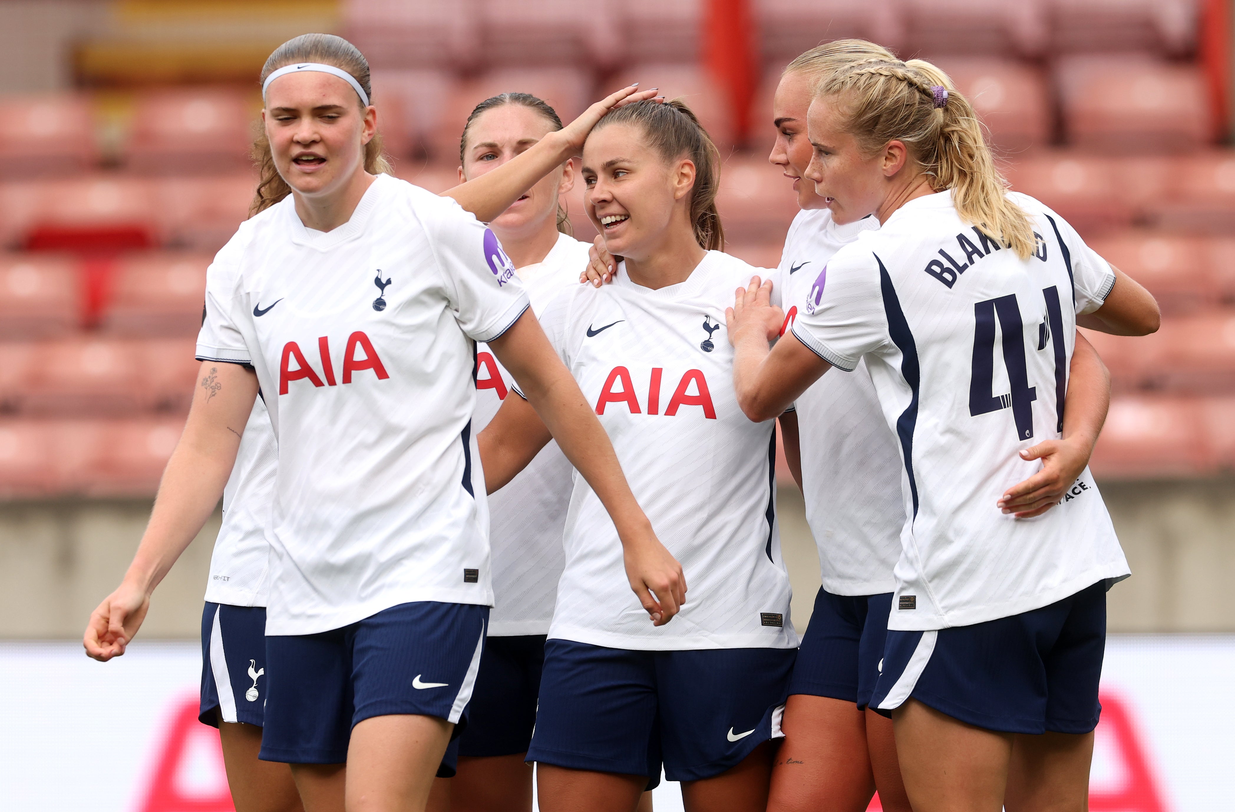 Victoria Pelova of Tottenham Hotspur celebrates scoring (Getty)