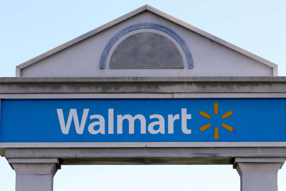 Walmart says it will not use personal data for digital price tags