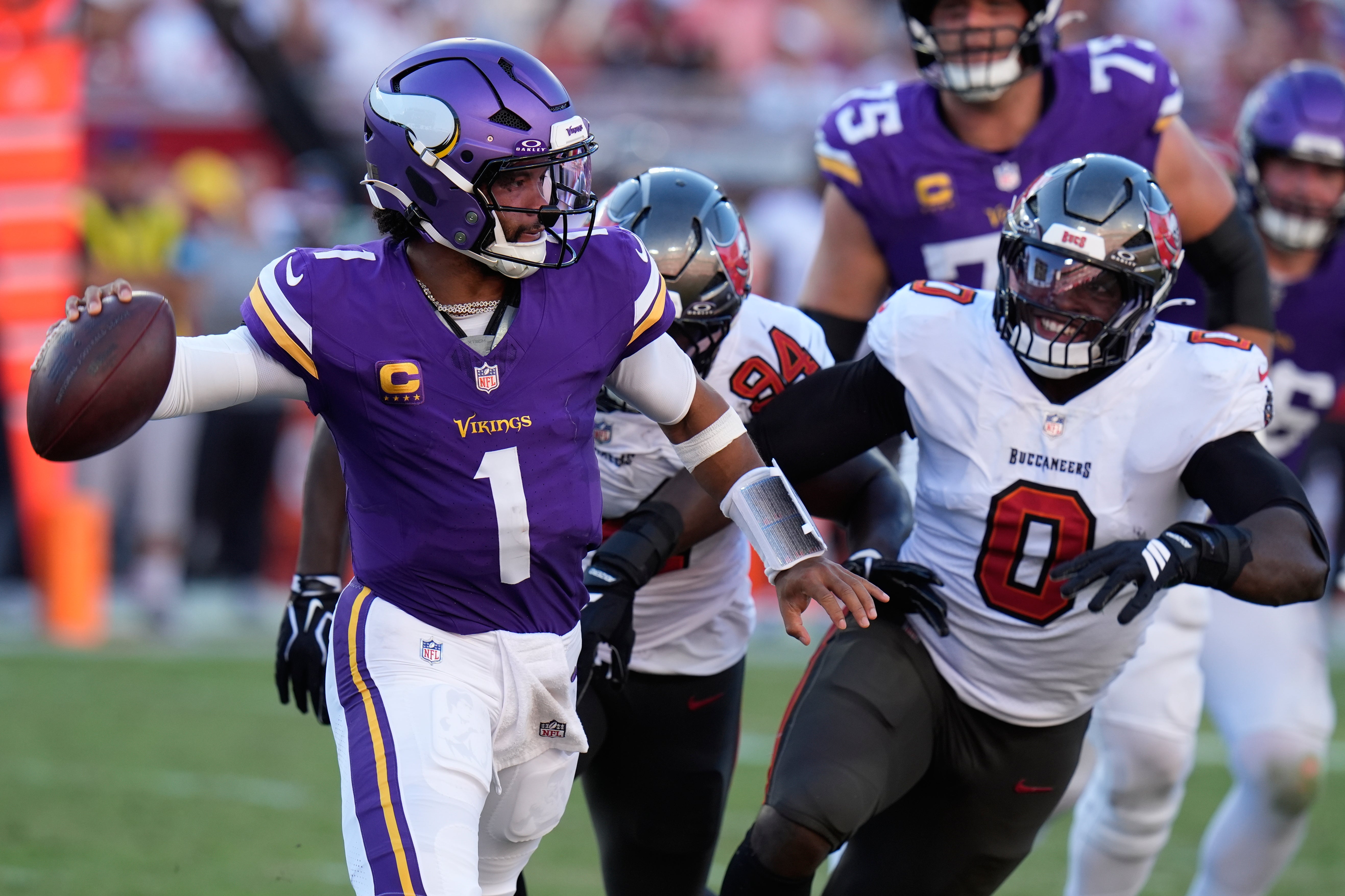 VIKINGS-BUCCANEERS