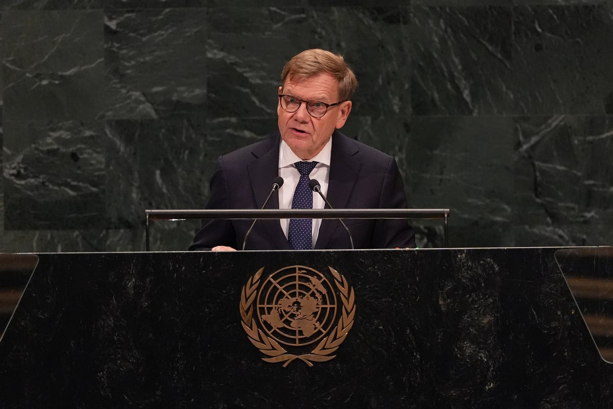 Germany’s foreign minister visits the ICC, pledging full support despite U.S. sanctions