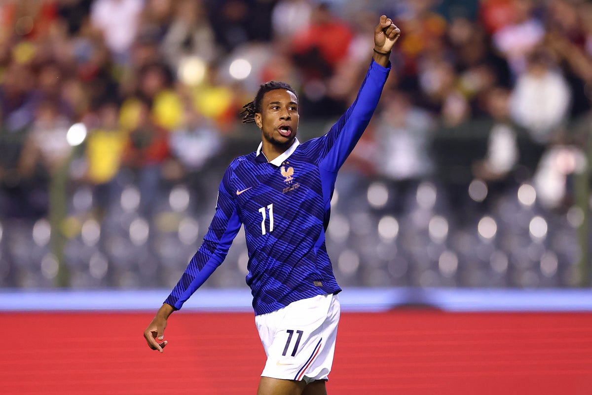 France snatch dramatic late win as Italy back in business under Mancini