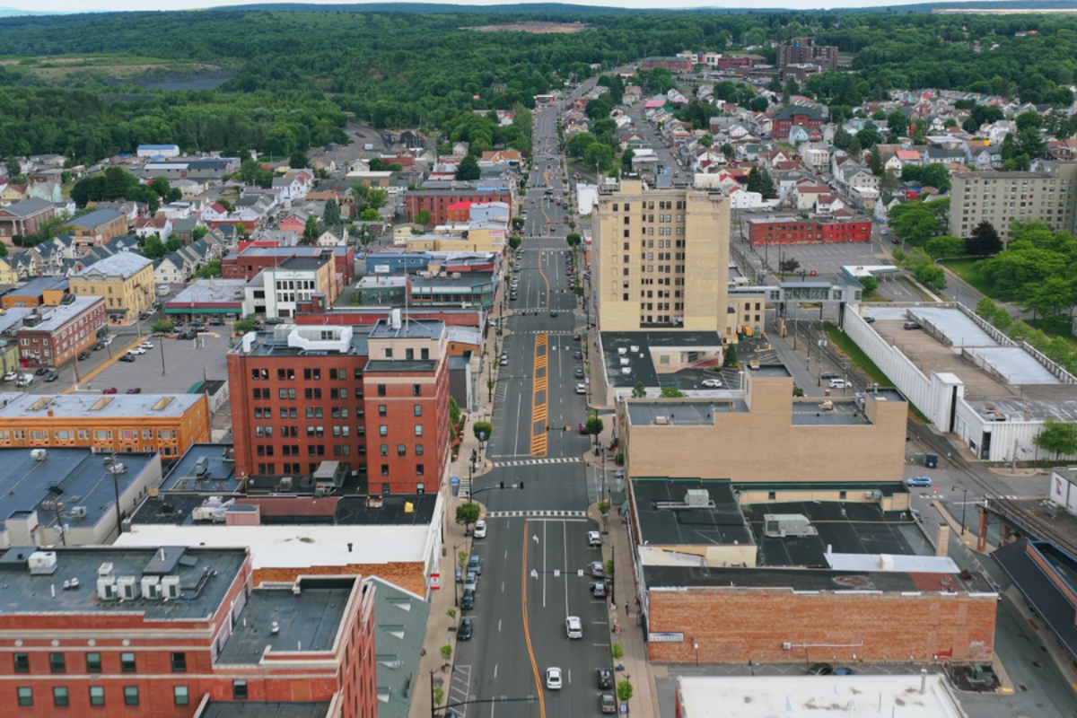 Massive data center developer is offering $10K to residents in this small Pennsylvania community. Locals are pushing back