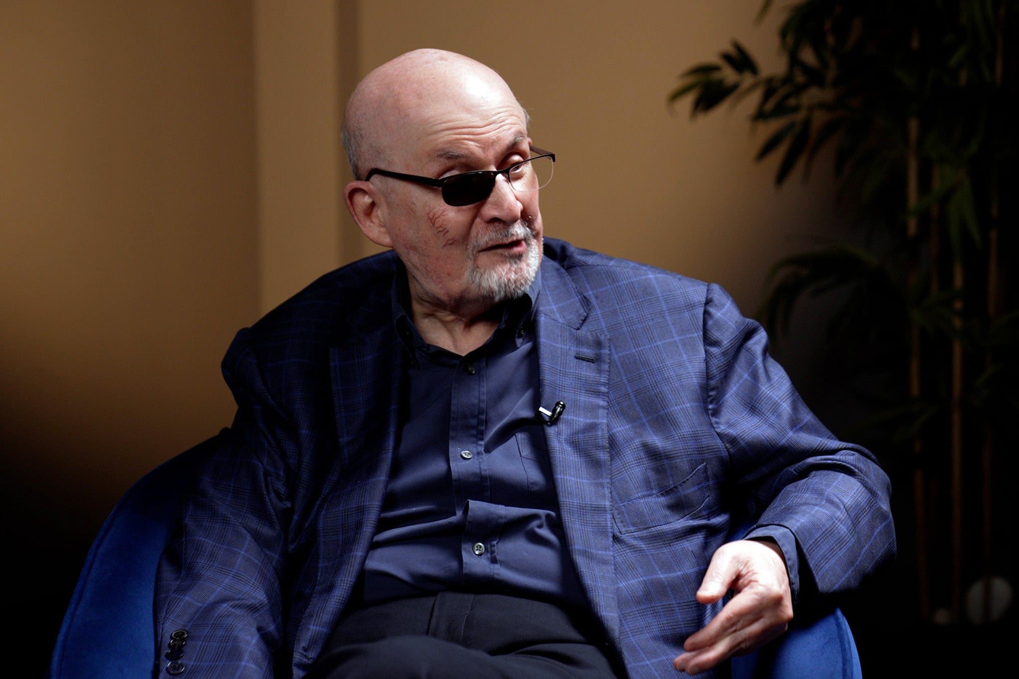 Sir Salman Rushdie was among those who wished The Independent a happy 40th birthday