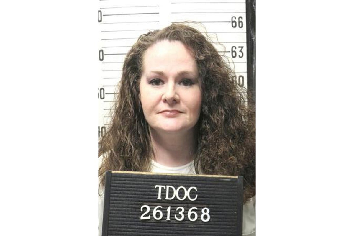 Christa Pike remains unconscious after failed Tennessee execution attempt