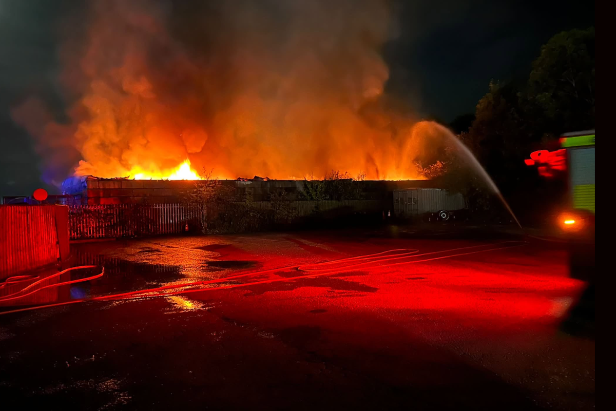 Explosions heard as 150 tonnes of batteries catch fire at Berkshire recycling centre