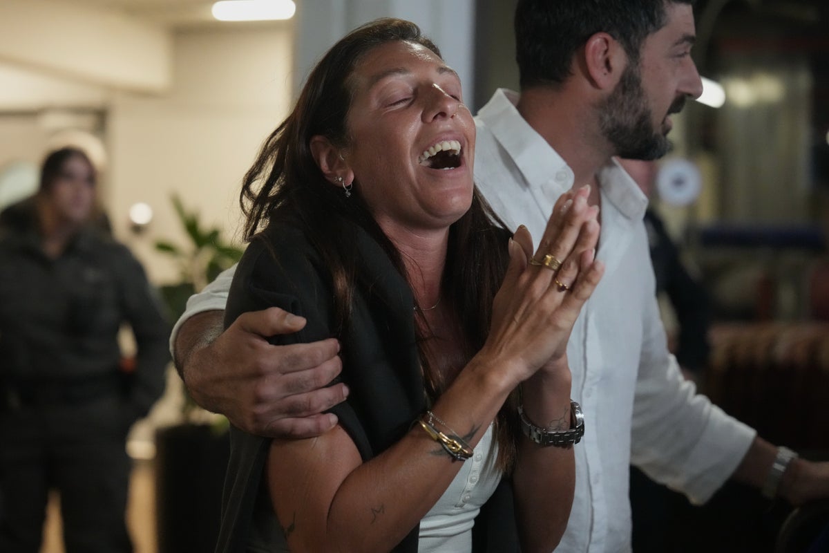 Photos of passengers returning to Tel Aviv after attack aboard FlyDubai flight