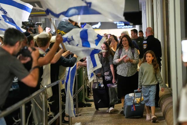 Passengers returning to Tel Aviv after the attack aboard a FlyDubai flight