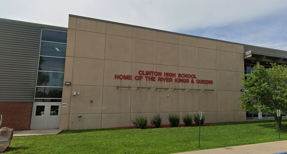 Clinton-high-school-substitute-teacher-fired.png