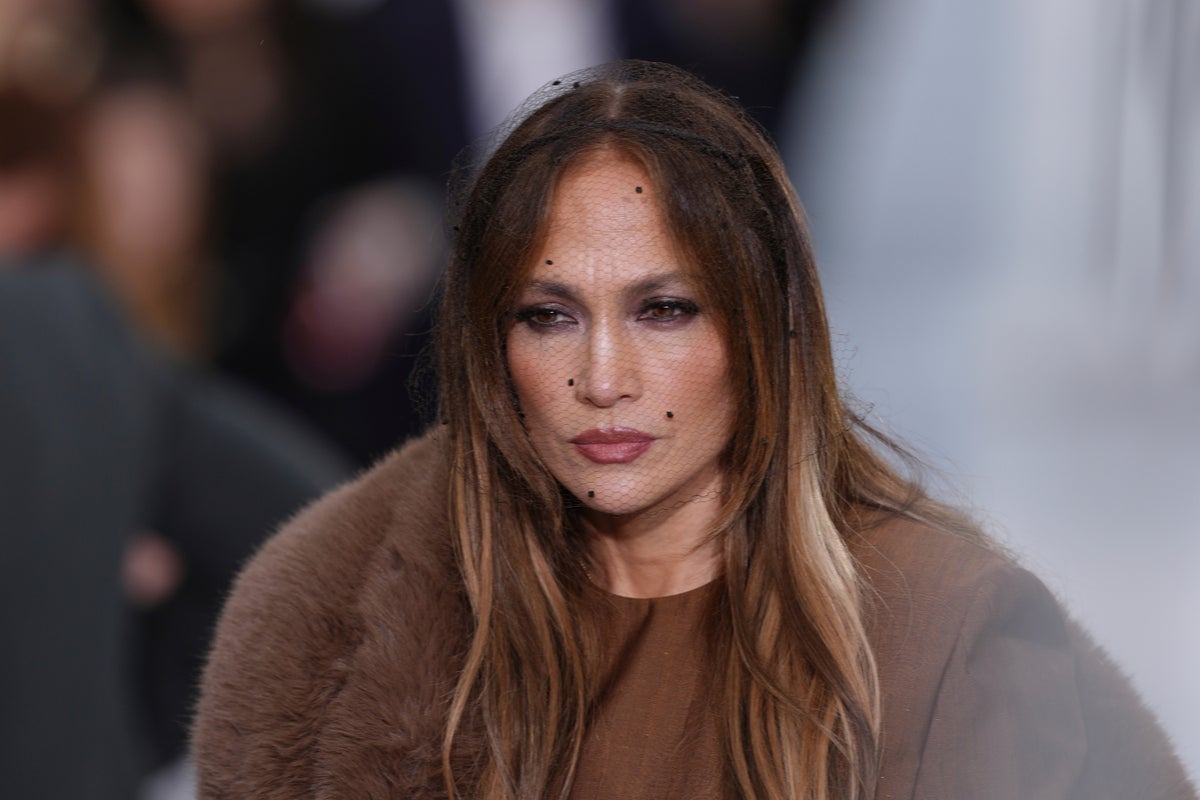 Stella McCartney stages marine‑themed runway protest at Paris Fashion Week