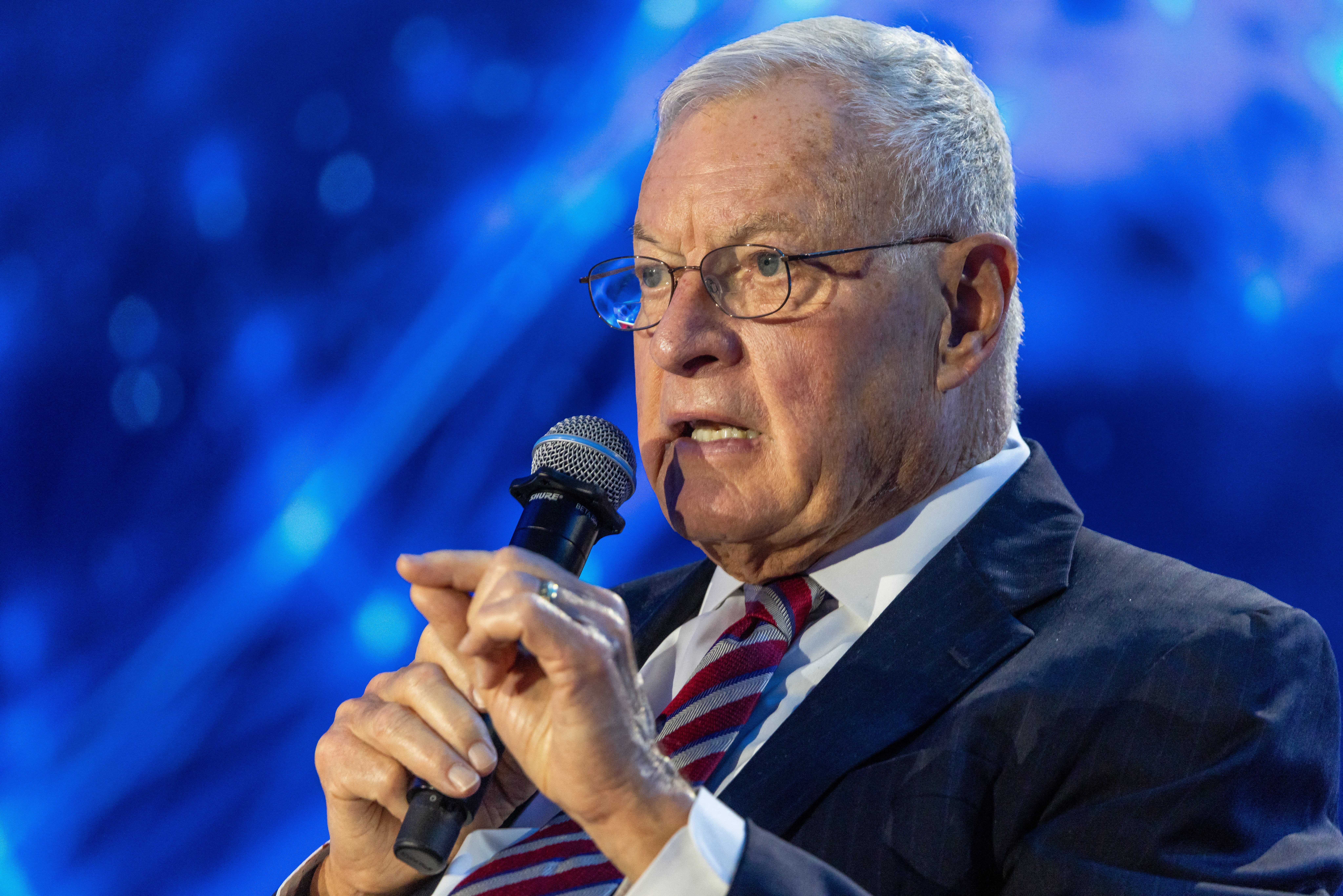 Former Trump envoy to Ukraine and Powerus advisory board member Keith Kellog