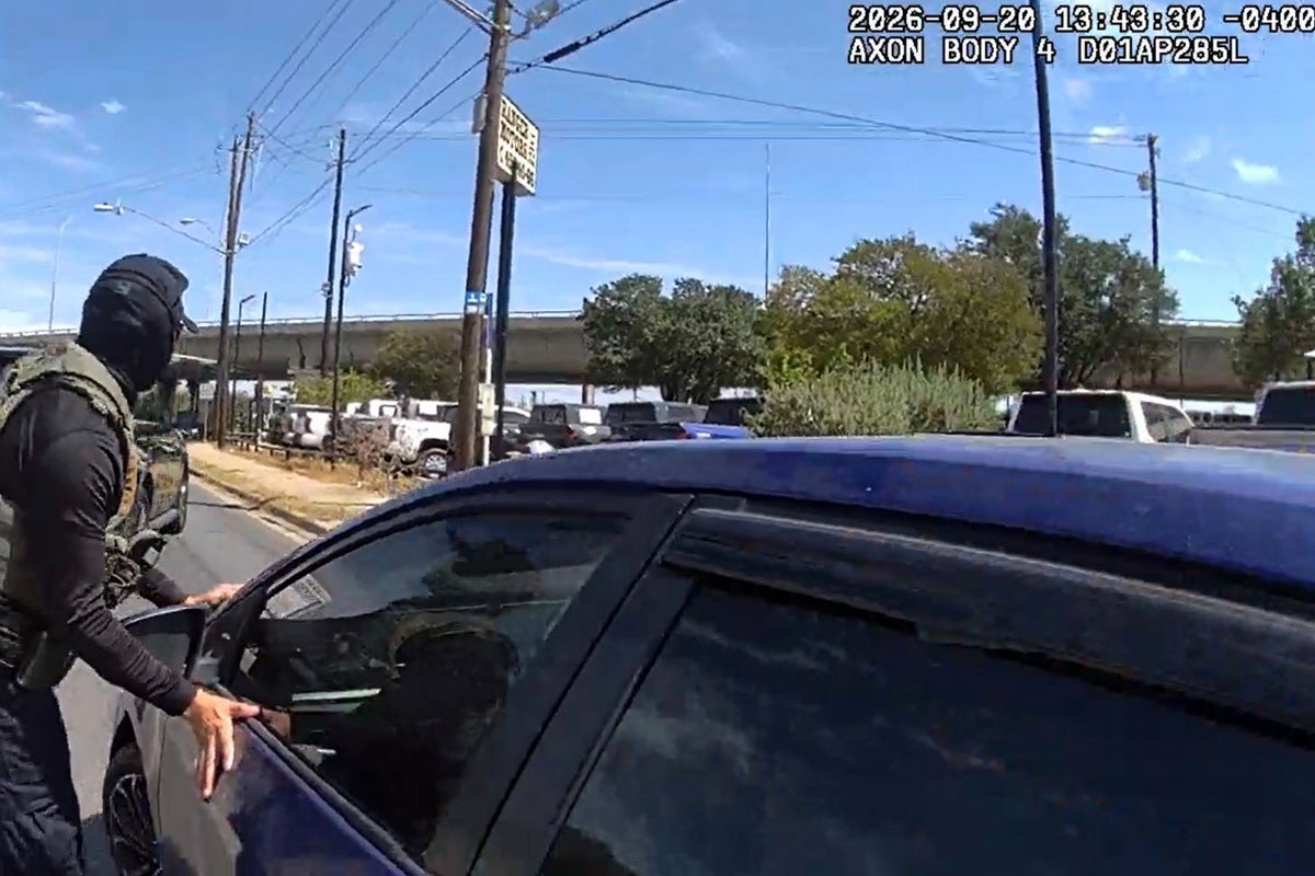 Judge keeps Venezuelan delivery driver shot by ICE in custody for alleged assault