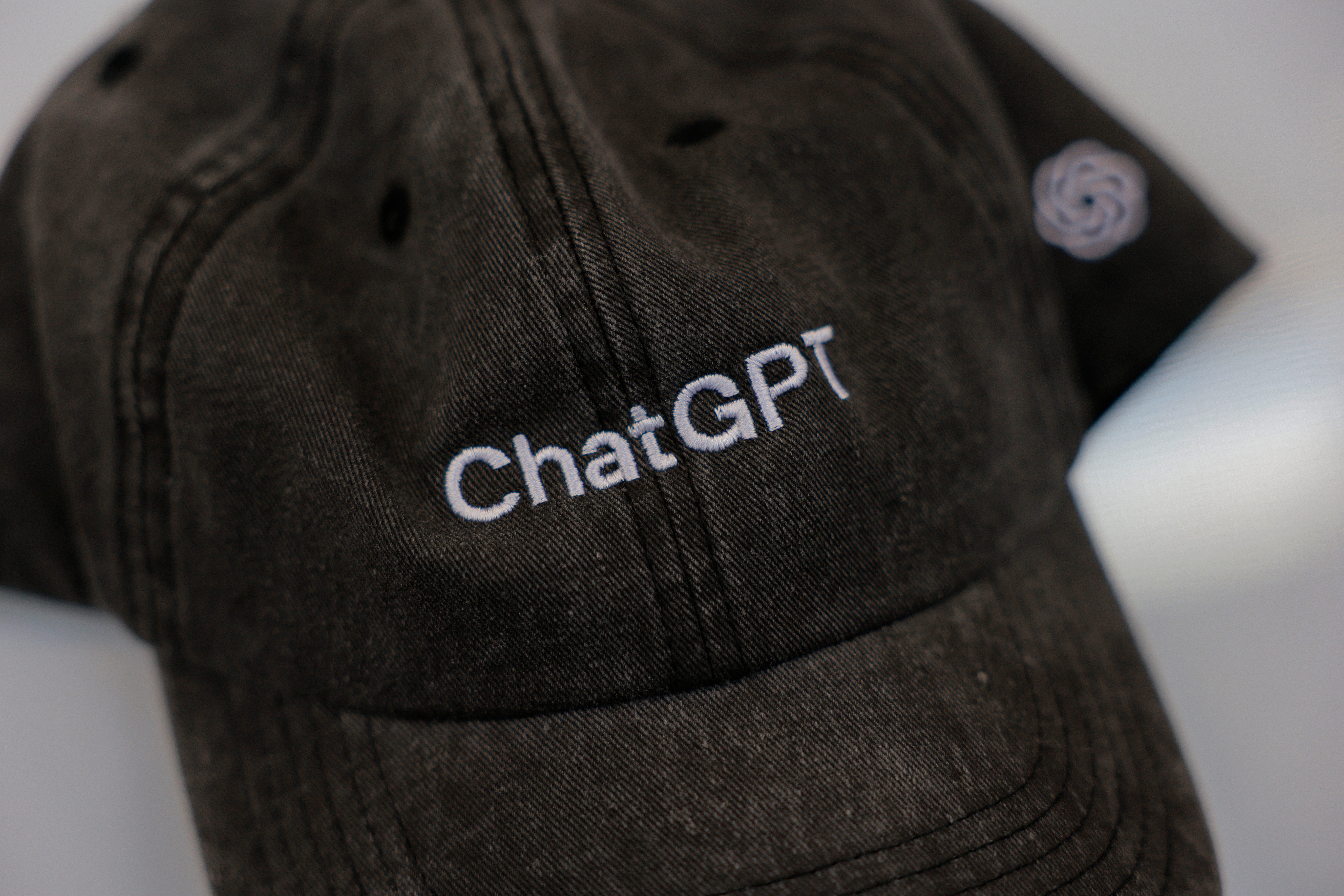 ChatGPT Visual Ads Platform | New 1.2B User Channel for E-Commerce Sellers