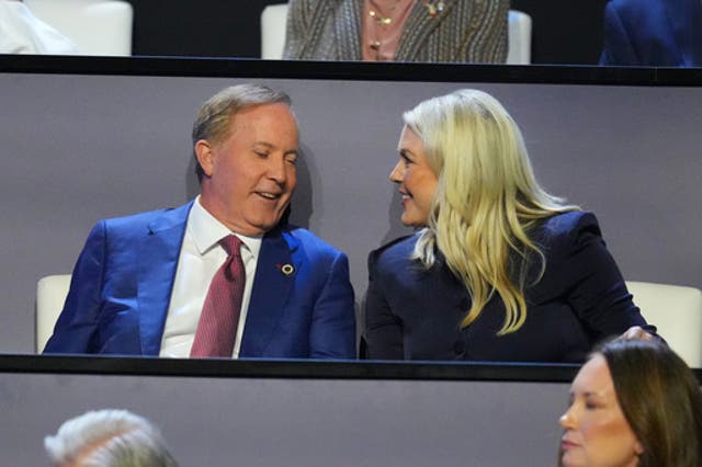 Paxton speaks with former White House press secretary Karoline Leavitt at the Republican convention