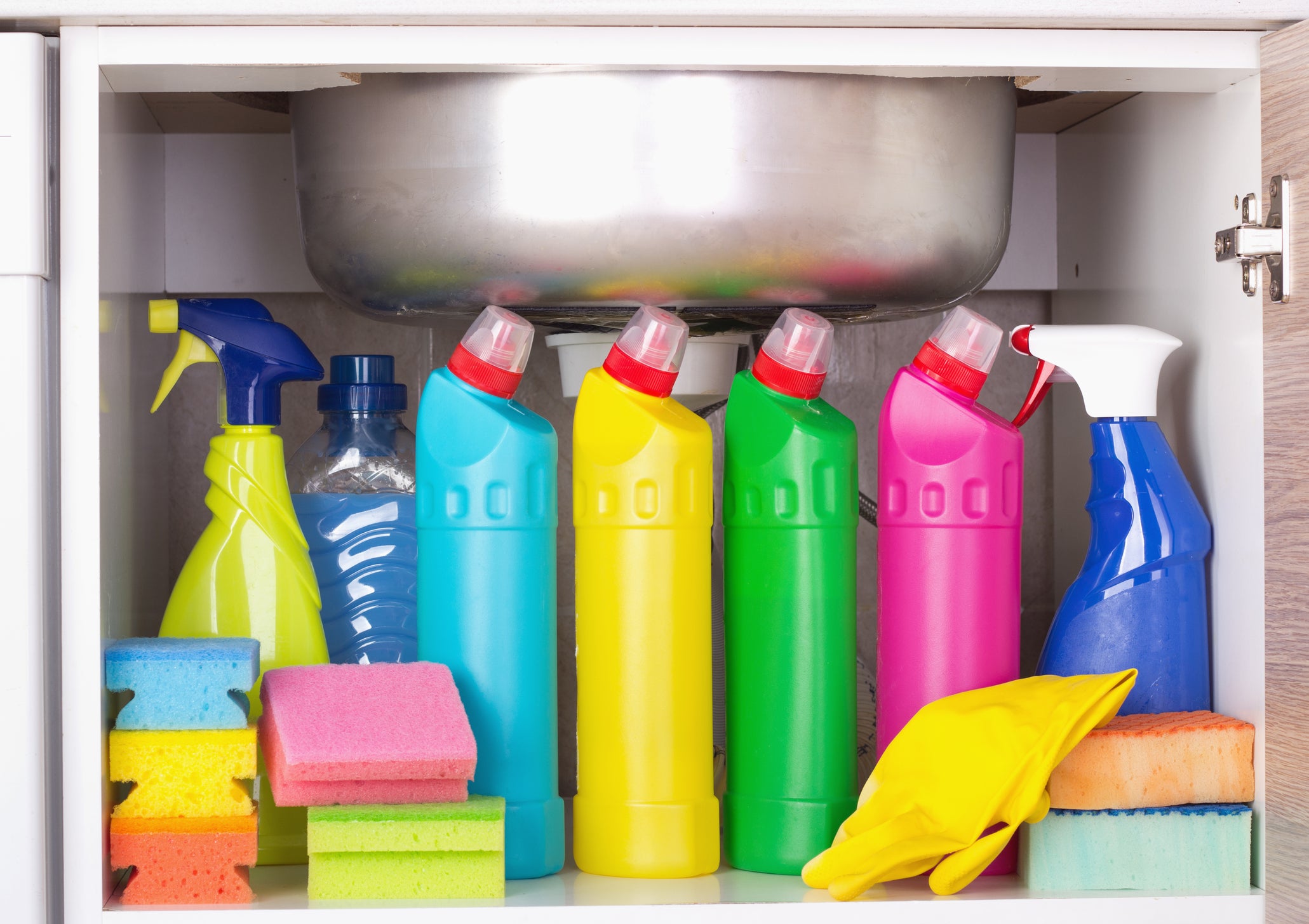 Ordinary household chlorine bleach is not the answer