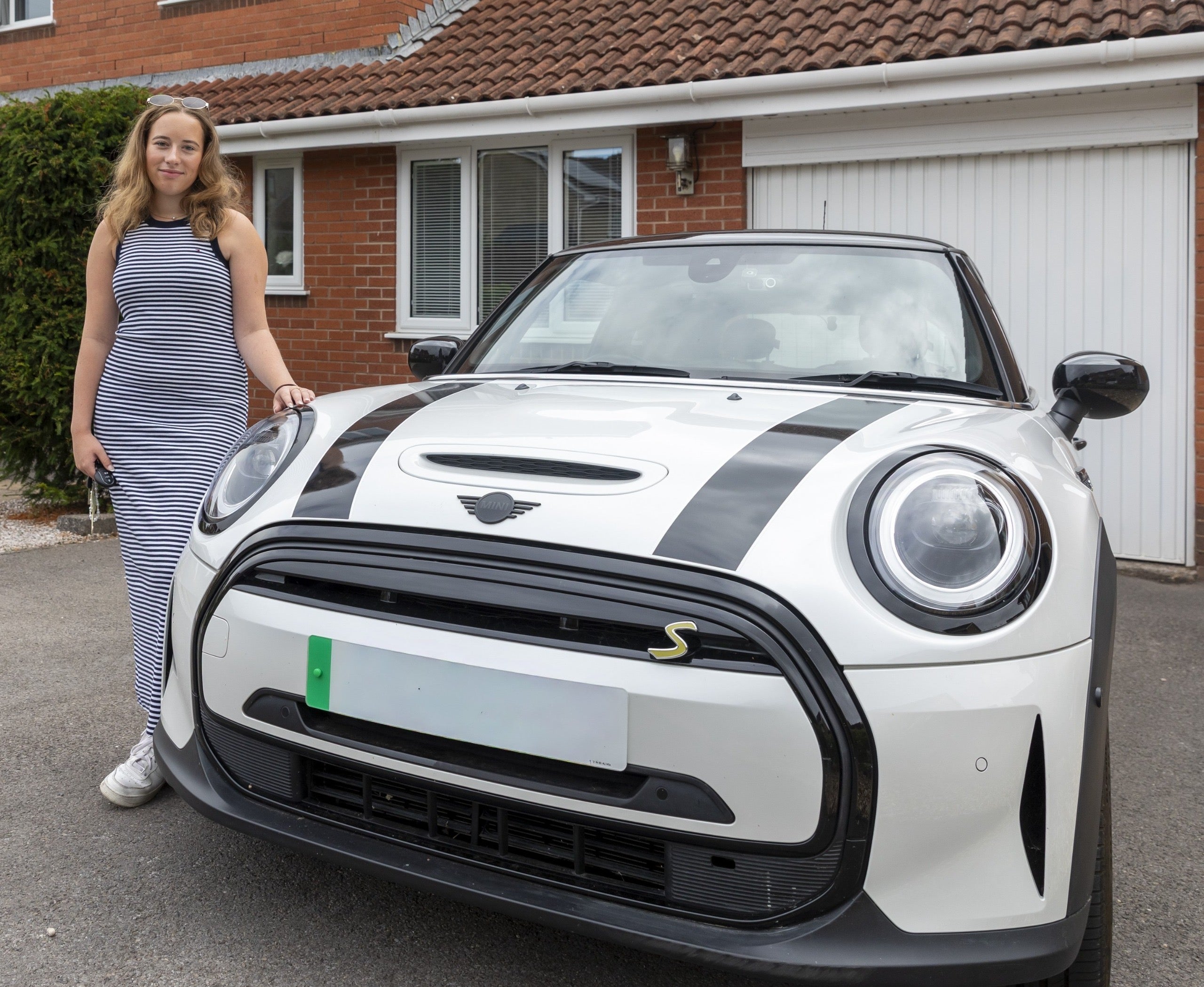 19‑year‑old buys used electric Mini for £3 a charge