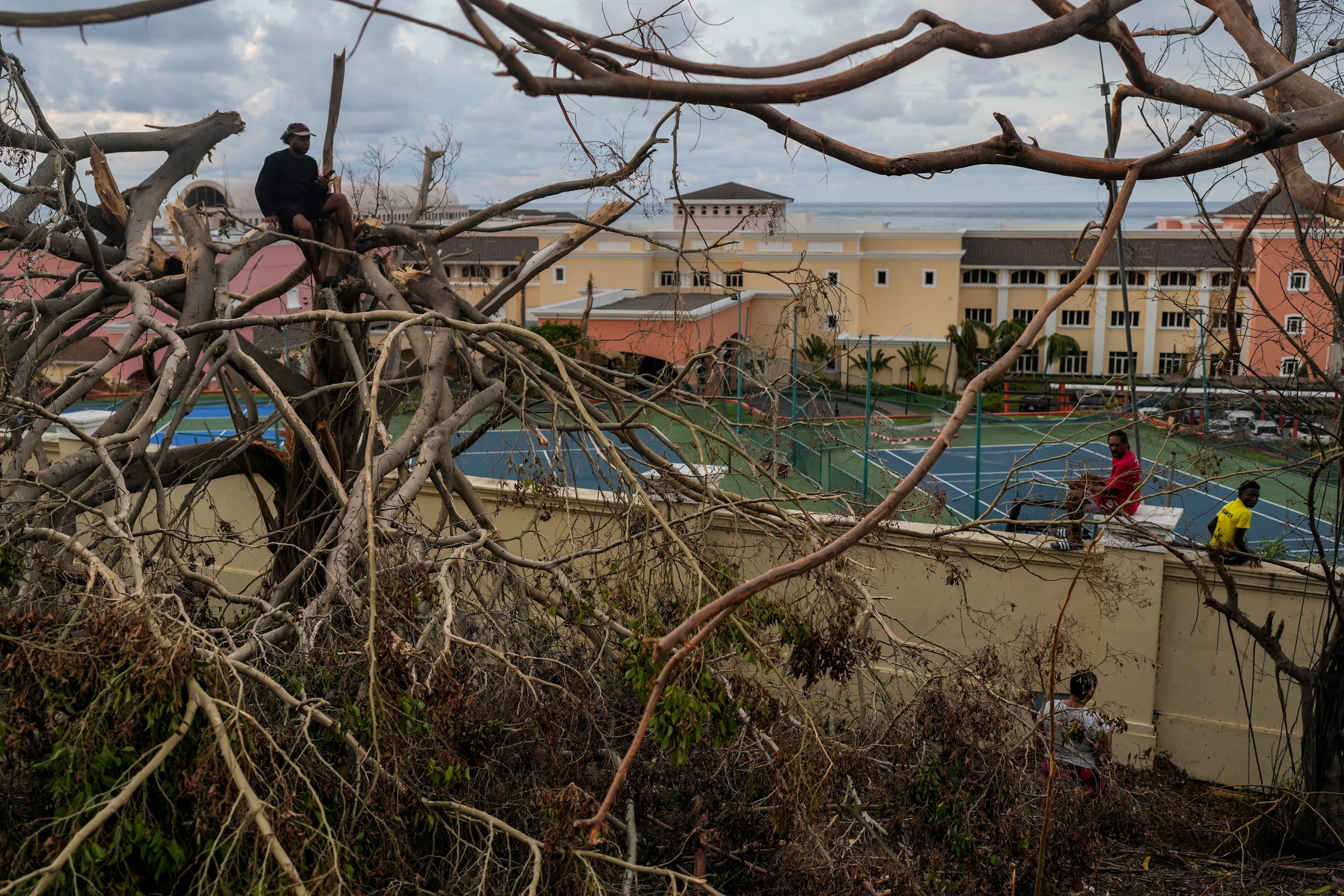 independent.co.uk - John Myers Jr - Jamaica struggles to recover a year after Hurricane Melissa hit as peak tourism season looms