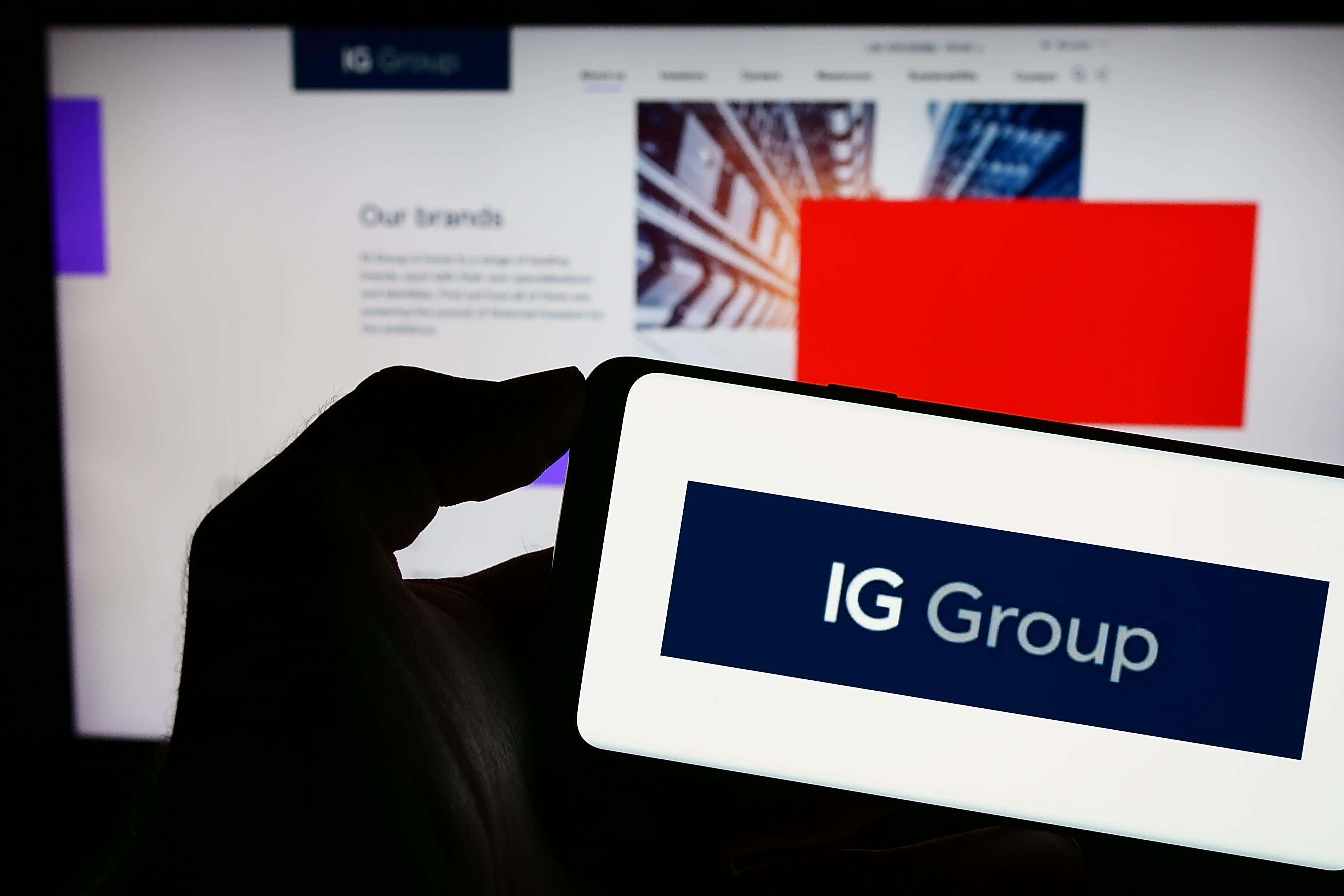 IG Group shares slump after revenue targets cut